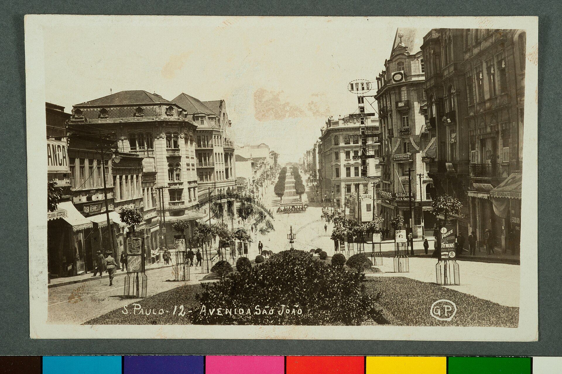 Imagem de referência de S. Paulo - 12 - Avenida São João, descrito nos dados abertos como item da Coleção Cartões Postais, no Museu Paulista