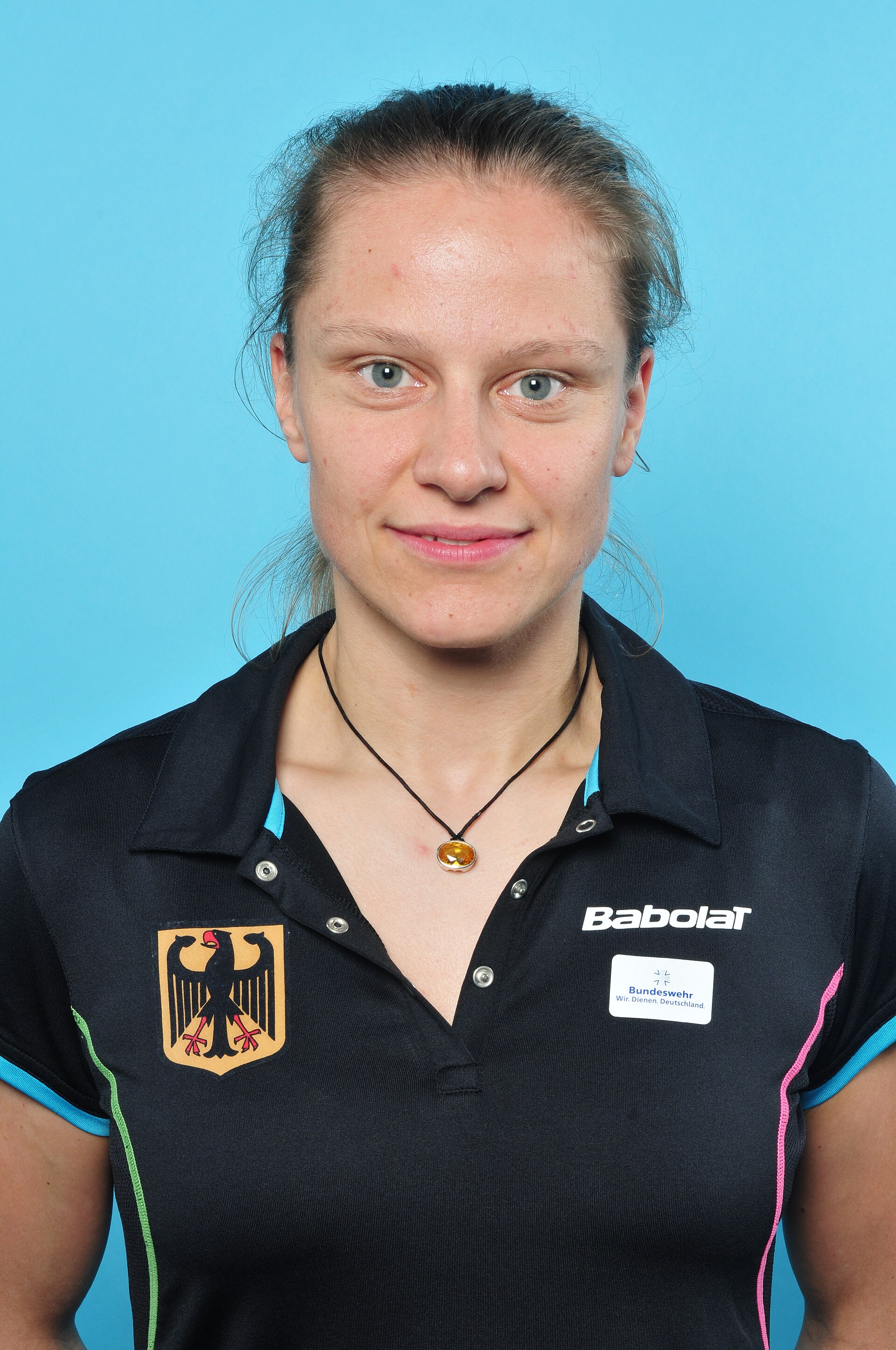 Imagem de referência de Juliane Schenk, descrito nos dados abertos como jogadora de badminton alemã