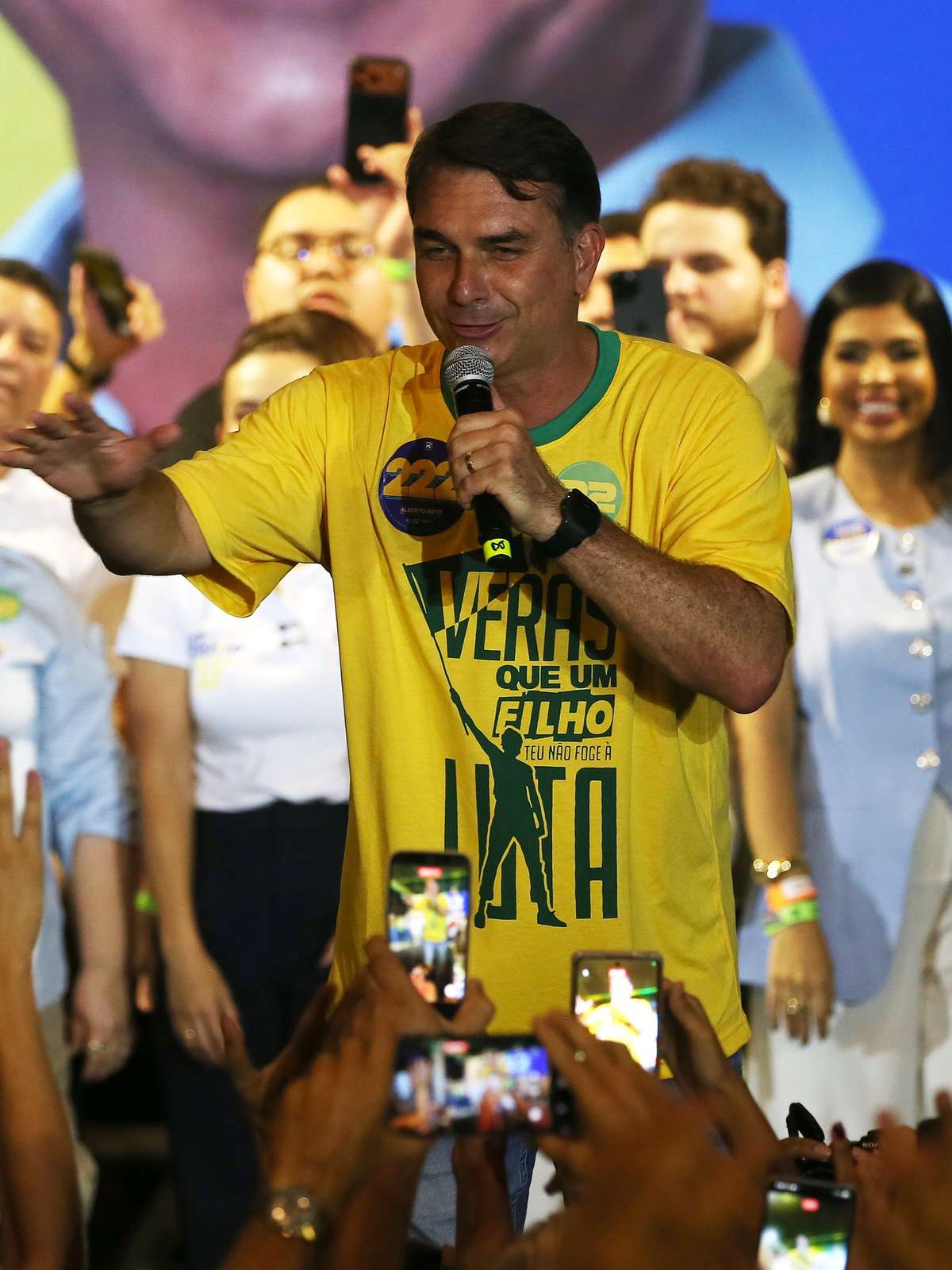 Flávio Bolsonaro cancela compromissos de campanha no interior de São Paulo para este domingo