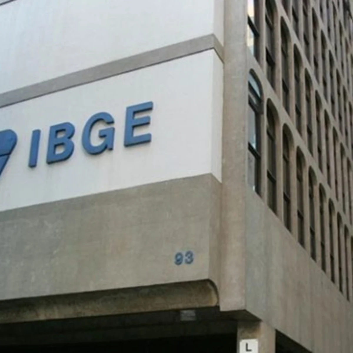 IBGE: setor de serviços fica estável em julho na comparação com junho