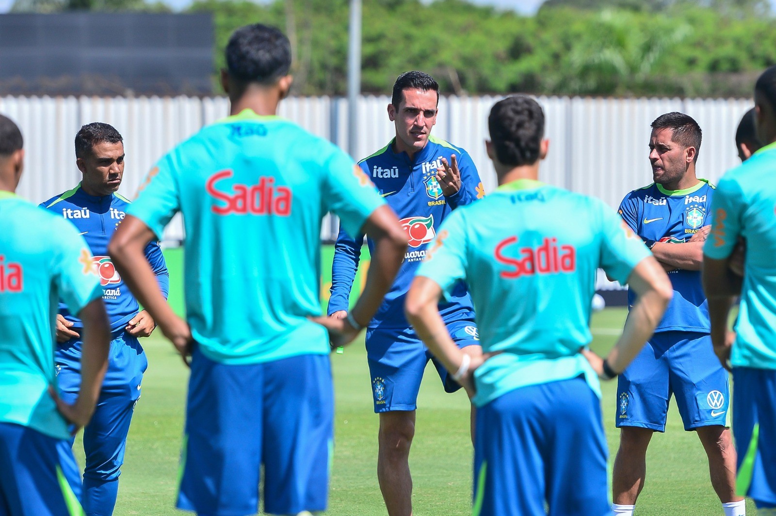 Seleção Sub-20 é convocada para amistosos; veja lista de jogadores