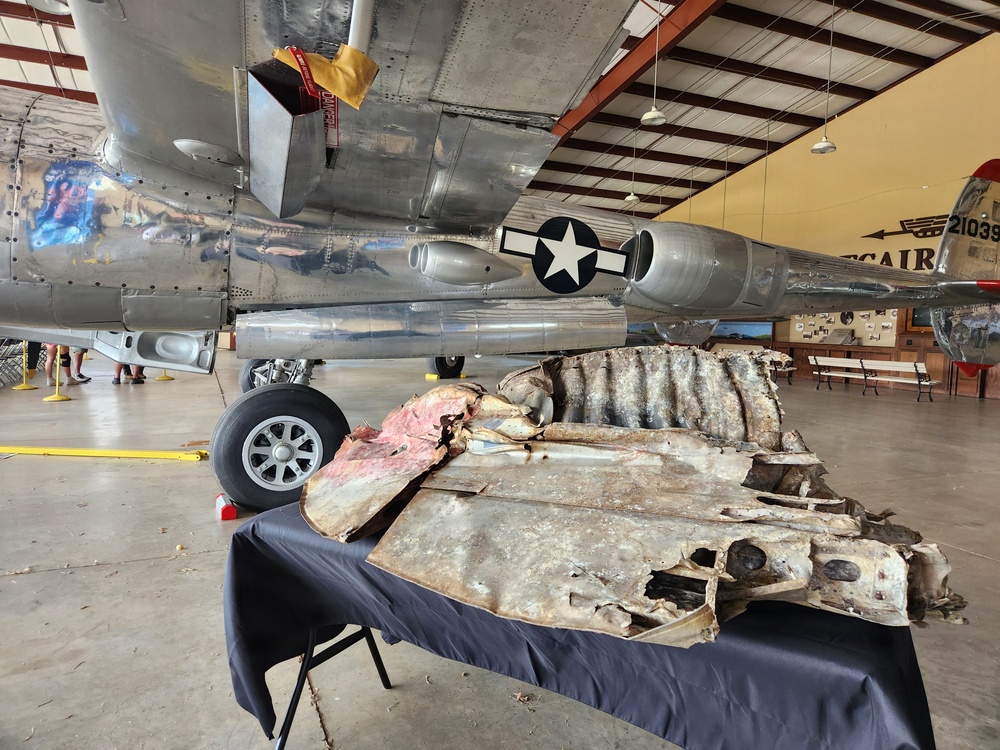 Imagem relacionada à notícia: A Guarda Nacional de Wisconsin ajuda a trazer o P- 38 ‘Marge Ì home de Papua Nova Guiné