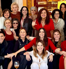 Malu Mader comemora aniversário de 60 anos rodeada por famosas Foto: Reprodução/Instagram