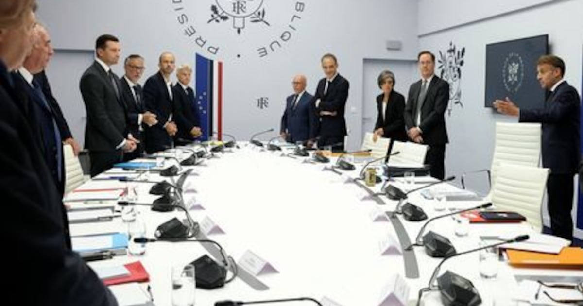 Presidente diz que França foi ameaçada por ataques híbridos da Rússia nas últimas semanas