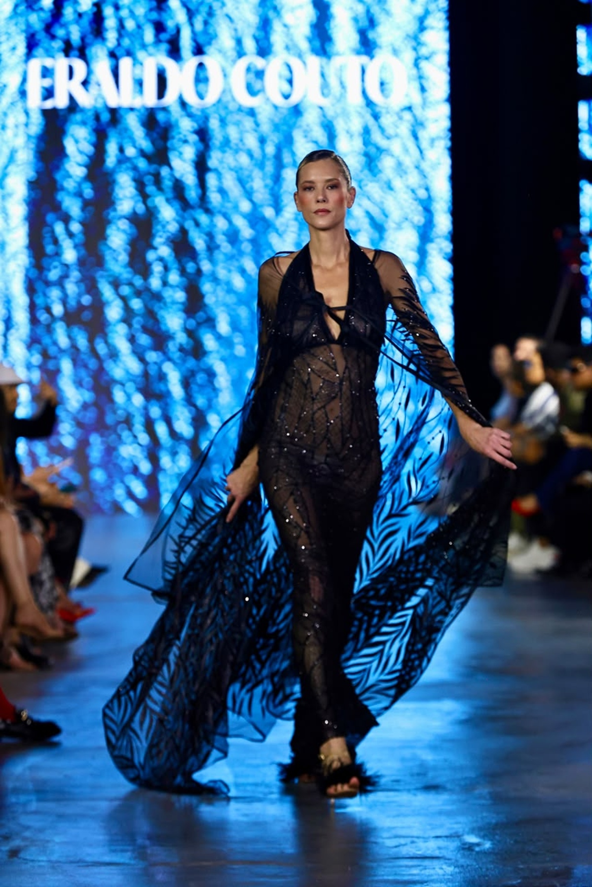 Lucila, Sau Swim e Geraldo Couto agitam 4ª noite do Metrópoles Catwalk