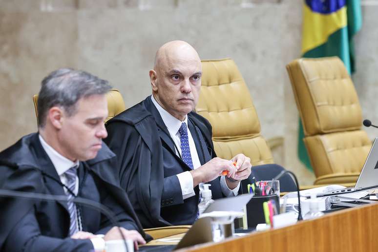 STF volta a cancelar sessão após decisões de Fachin envolvendo Mendonça e Moraes