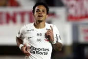 Kaio César fez gol contra o Estudiantes, na Argentina