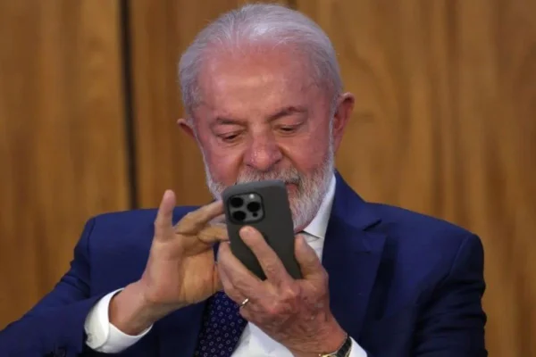 PL de Lula propõe até 6 anos de cadeia para quem divulgar bet ilegal; veja - destaque galeria