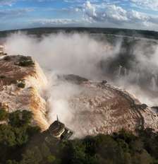 Acidente ocorreu em meio à cheia das Cataratas do Iguaçu Foto: Reprodução/Parque Nacional do Iguaçu