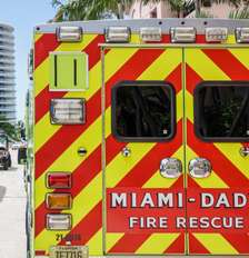 Carro da equipe de resgate de Miami Foto: Jeffrey Greenberg/Universal Images Group via Getty Images