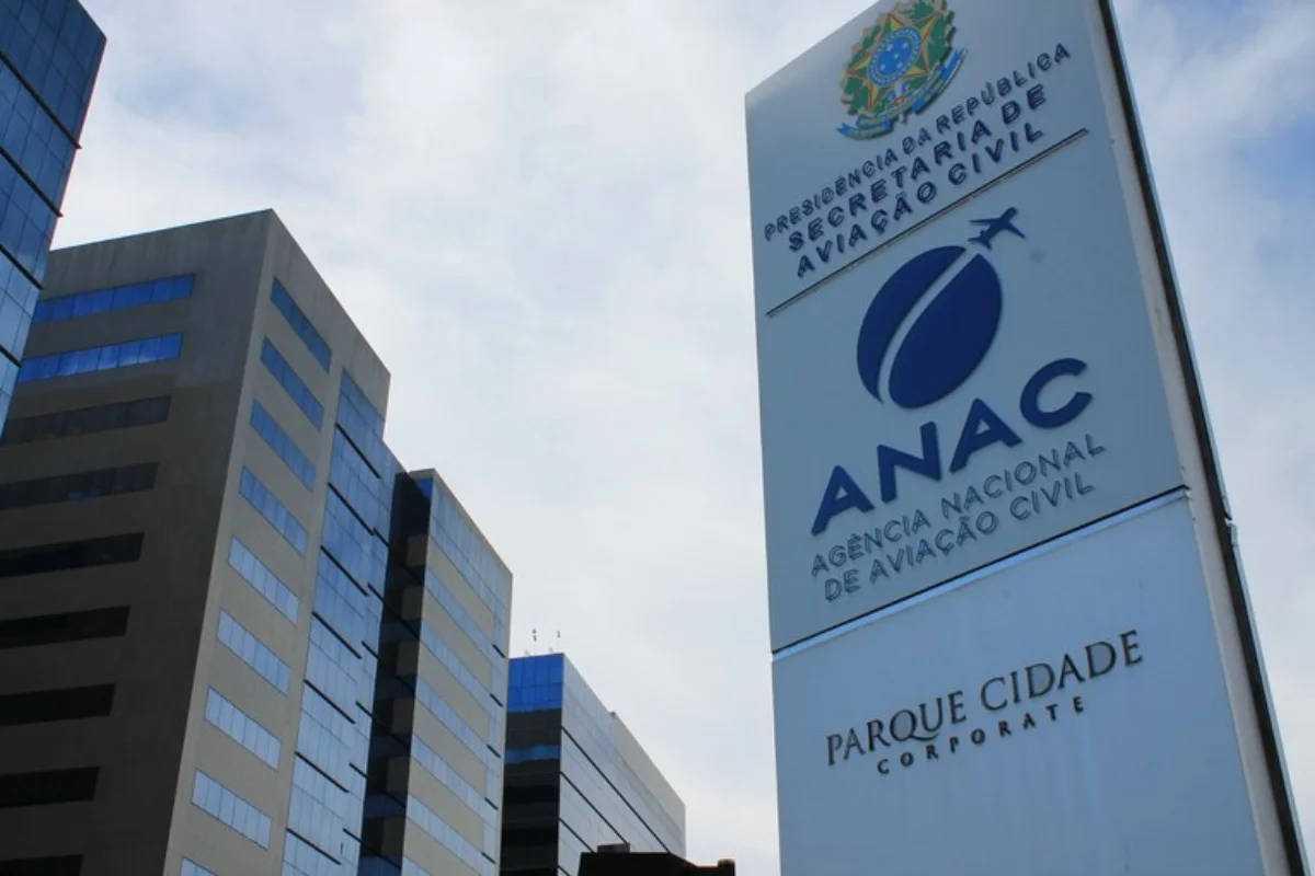 Anac redefine responsabilidade de aéreas por atrasos e cancelamentos