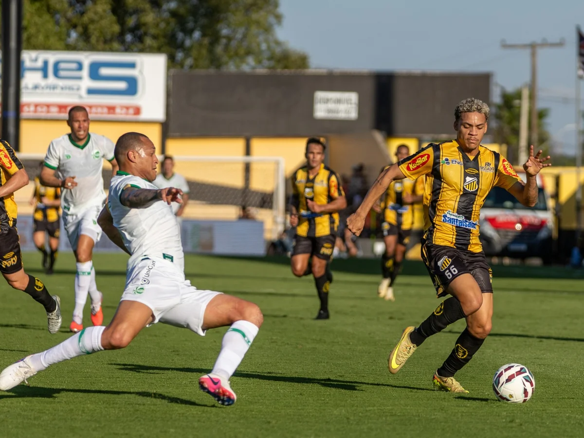 Série B: com 10 rodadas para o fim, luta pelo acesso pega fogo