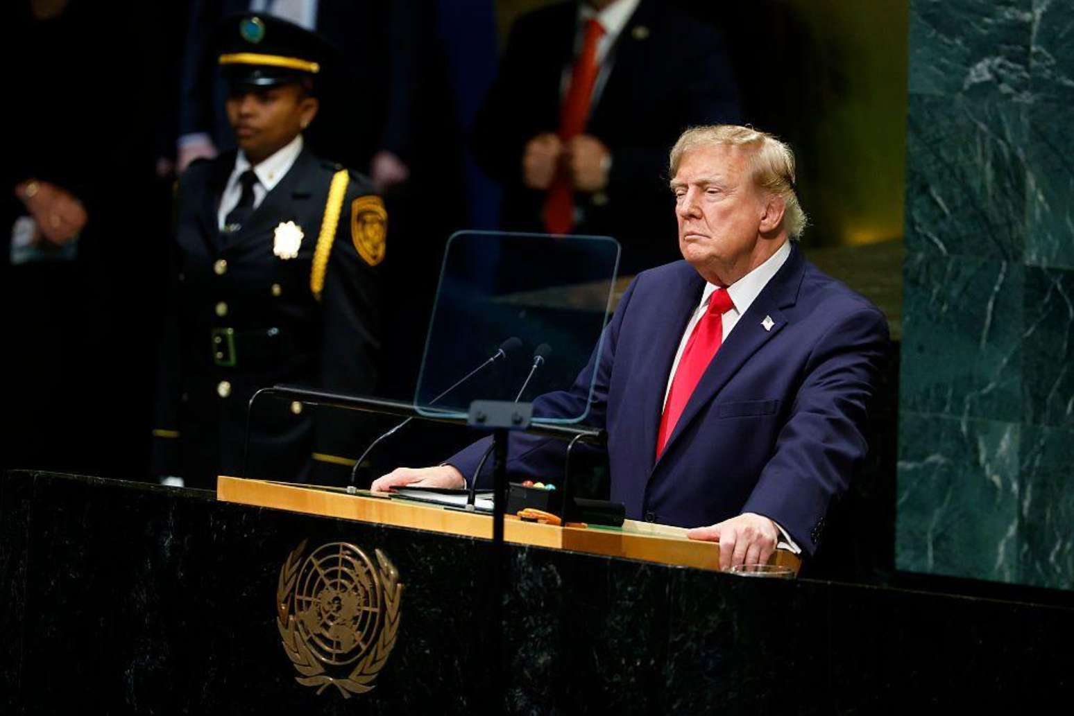 Ao falar na ONU sobre a rela&ccedil;&atilde;o com a Venezuela ap&oacute;s a captura de Maduro, Trump afirmou: 'Ao vencedor cabem os despojos'