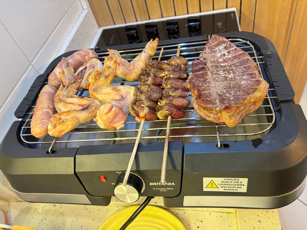 3 eletrodomésticos testados pelo TechTudo para quem ama churrasco