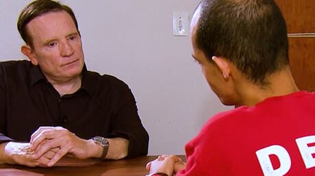 Roberto Cabrini vai a Santa Catarina investigar acidente aéreo com cantor Rick