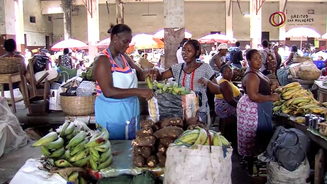A Mulher São-tomense não precisa de um dia !