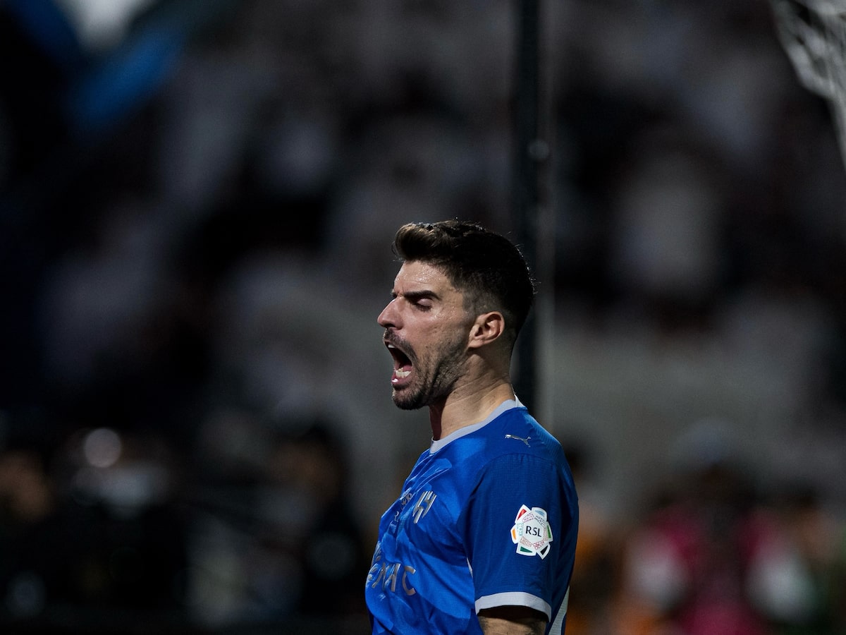 Torcedores rivais provocam Rúben Neves com morte de Diogo Jota; Cristiano Ronaldo defende jogador
