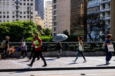 Onda de calor começa neste sábado no Brasil; veja regiões afetadas e até quando vai o alerta
