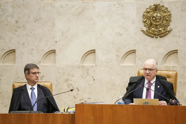 Gonet se reúne com Fachin em meio à crise entre ministros do STF