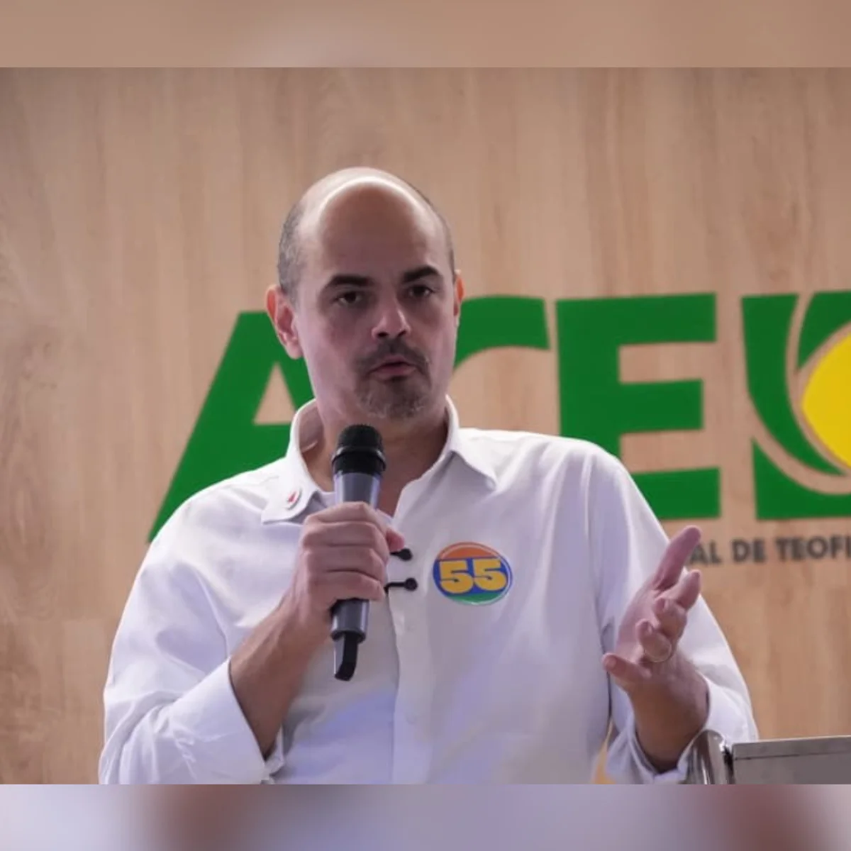 Simões celebra condenação de ex-presidente da Câmara de BH por improbidade