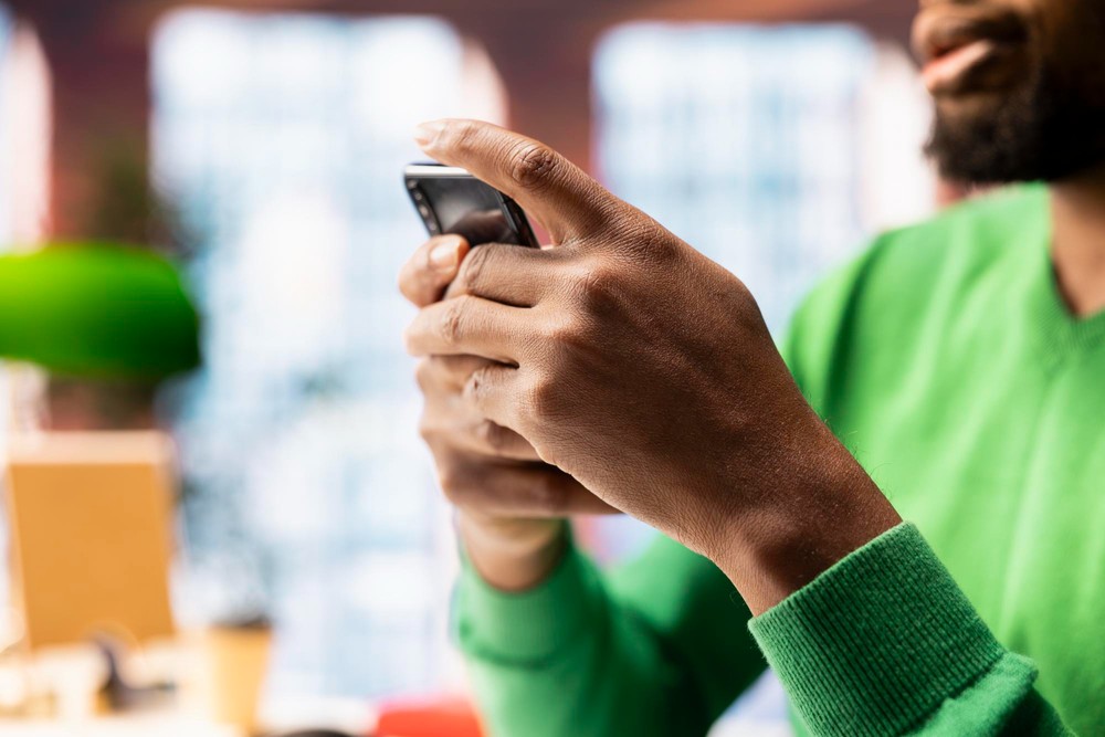 Mensagens apagadas no WhatsApp podem despertar gatilhos em pessoas com tendências psicológicas — Foto: Reprodução/Freepik