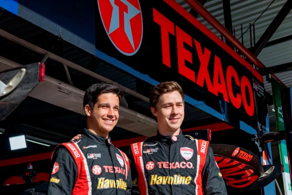 Gabriel Koenigkan lidera Stock Light e estreia na Stock Car em Brasília - destaque galeria