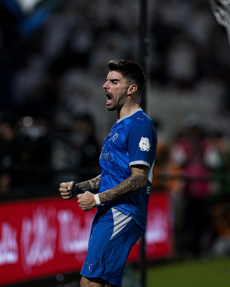 Torcedores rivais provocam Rúben Neves com morte de Diogo Jota; Cristiano Ronaldo defende jogador