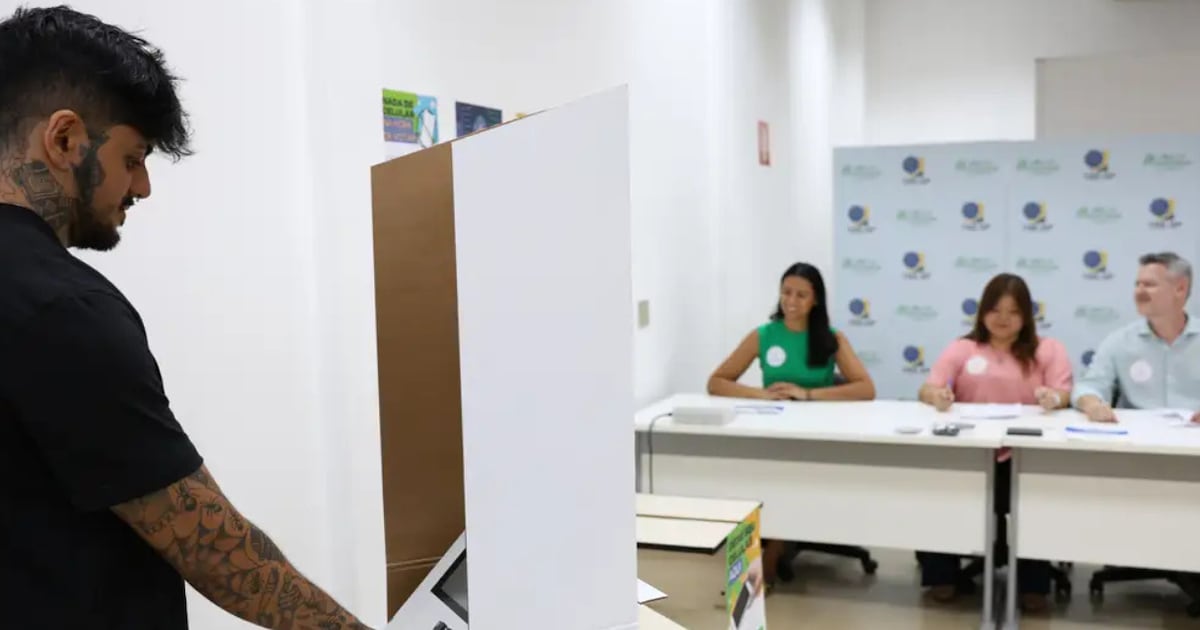 TSE reforça confiança nas eleições em meio a temor de interferência estrangeira