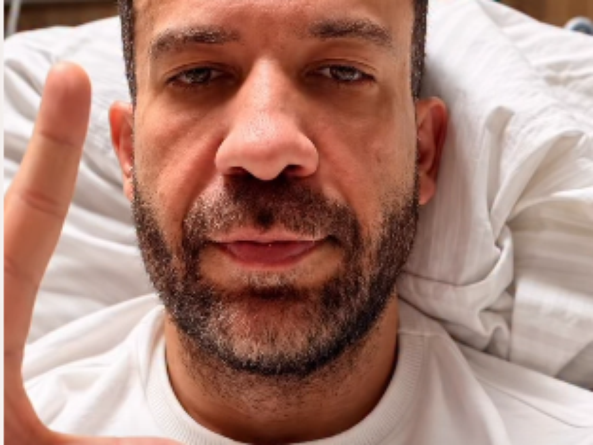 André Janones diz que pretende deixar hospital às 13h13 após internação na UTI: 'Batalha final'