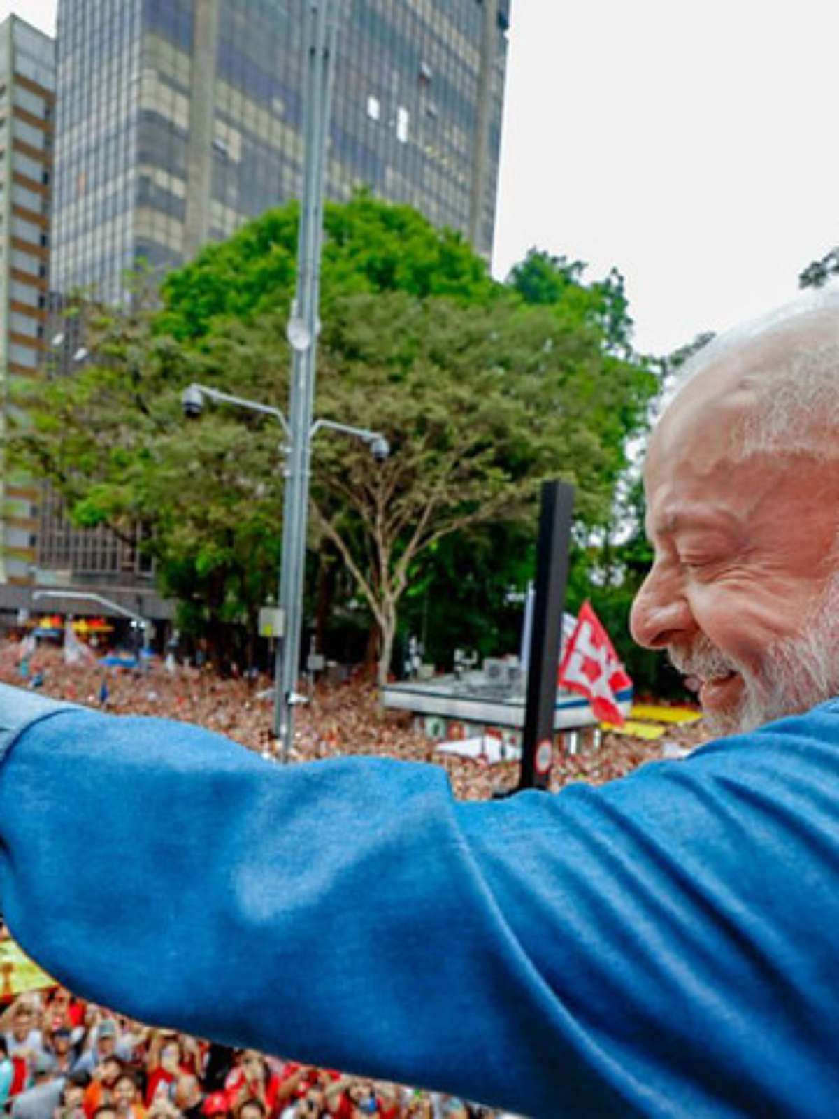 Lula: 'Vamos votar fim da escala 6x1 na quarta-feira, já está conversado'