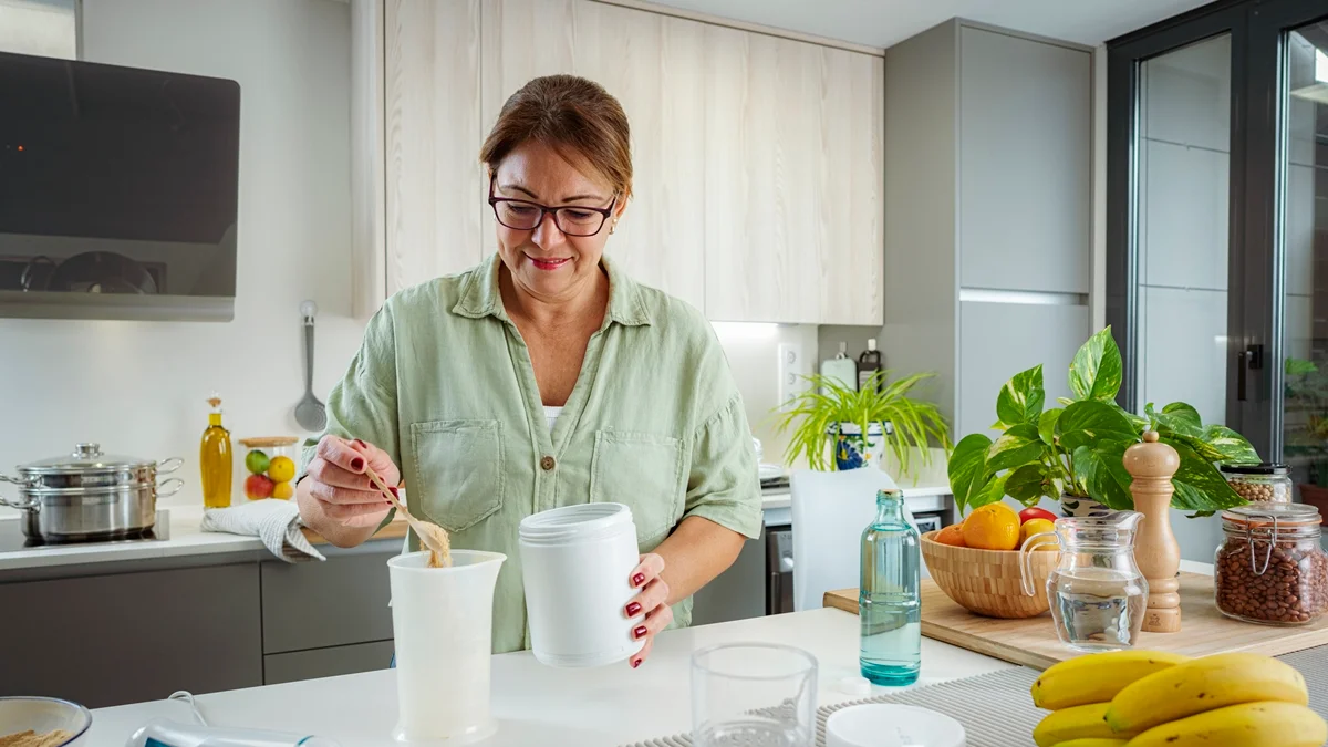 Whey e creatina "acabam" com os rins? Ciência responde a esse medo comum