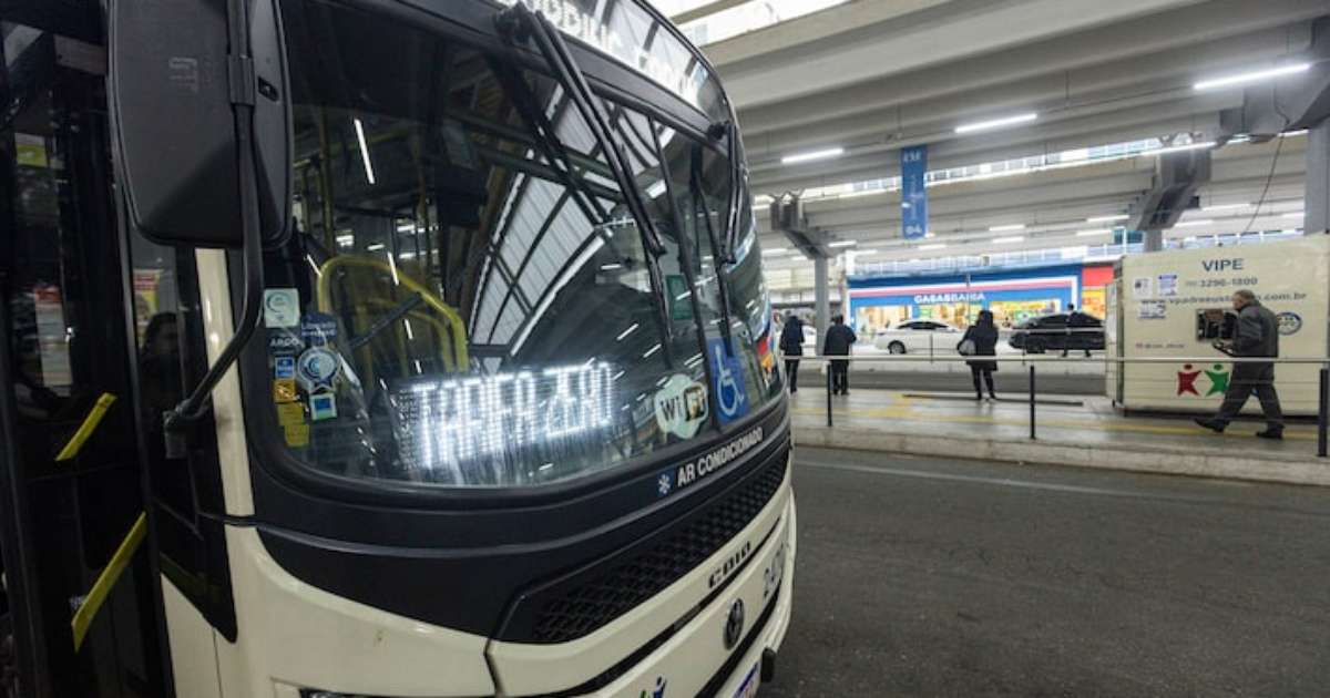 Tarifa zero de ônibus proposta por Lula aos fins de semana tem custo de R$ 20 bi, estima associação