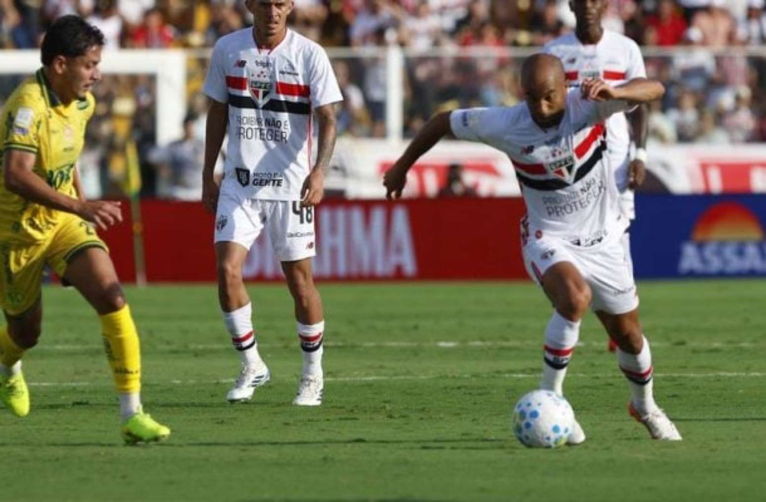 Pedro Lima comemora gol de empate do S&atilde;o Paulo &ndash;