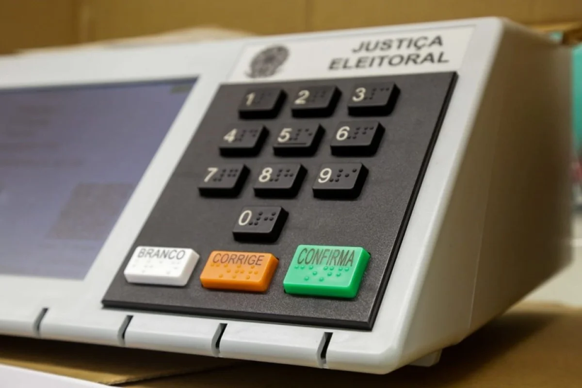 Dez deputados federais foram eleitos com menos de 20 mil votos. Saiba quais