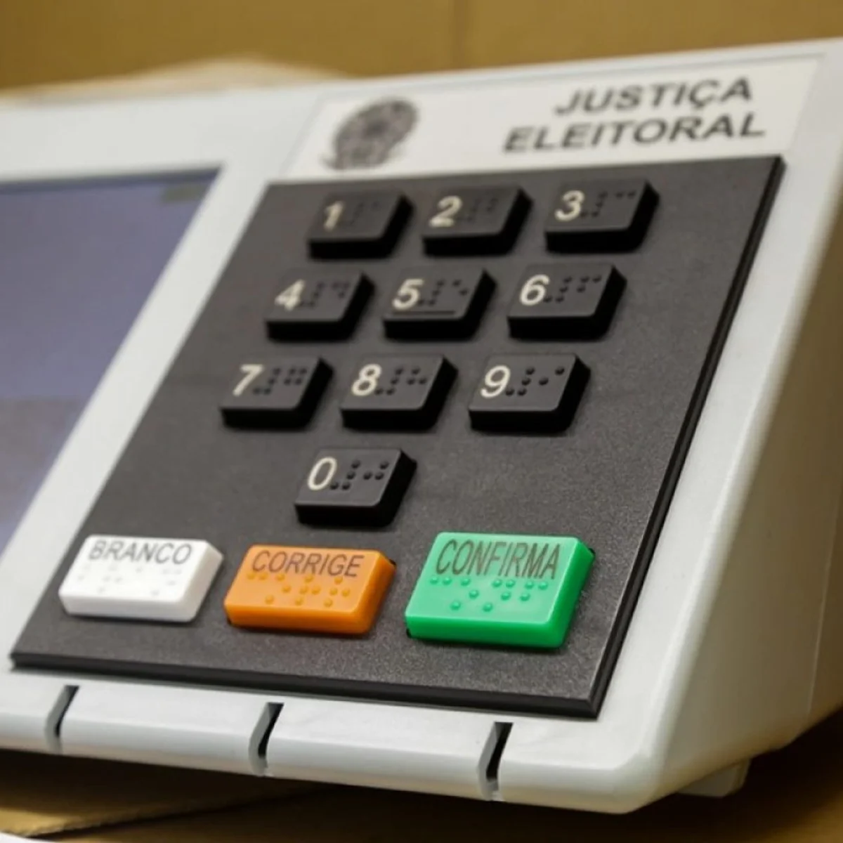 Dez deputados federais foram eleitos com menos de 20 mil votos. Saiba quais