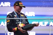 Verstappen venceu as etapas de Sepang e Singapura.