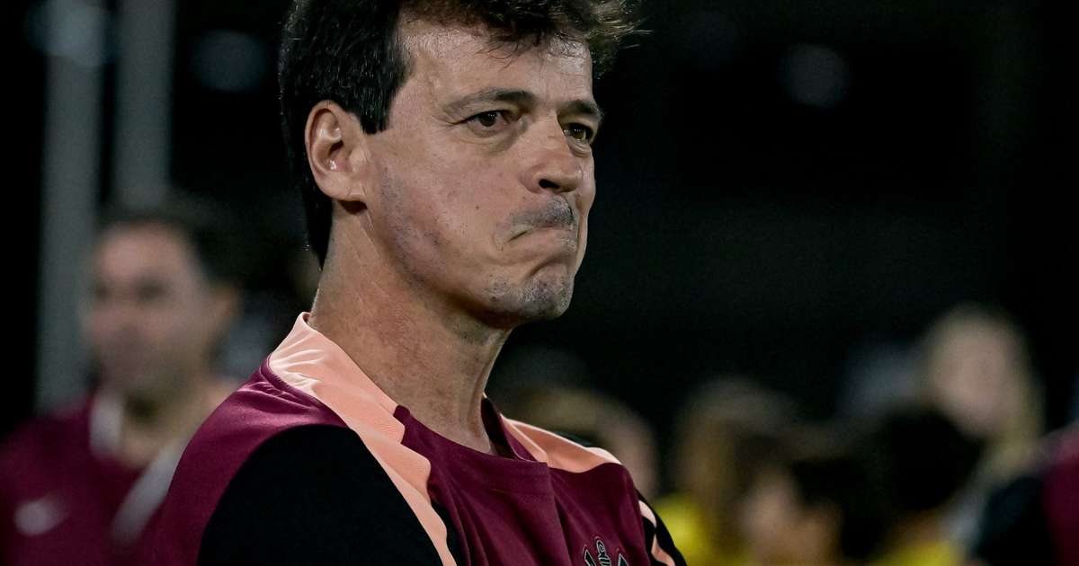 Corinthians define nome preferido para substituir Fernando Diniz
