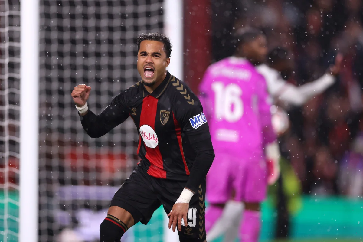 Liga Europa: Bournemouth vence o Milan com dois gols de pênalti