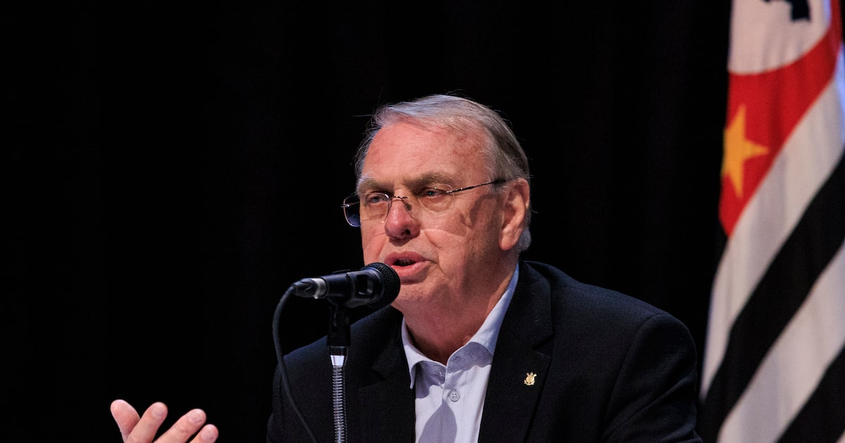 Corinthians: Stábile quer acordo com a Caixa como legado em meio à pressão política e de organizadas