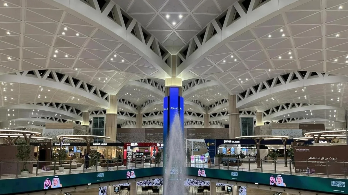 Aeroporto na Arábia Saudita é alvo de novo ataque neste domingo (11/10)