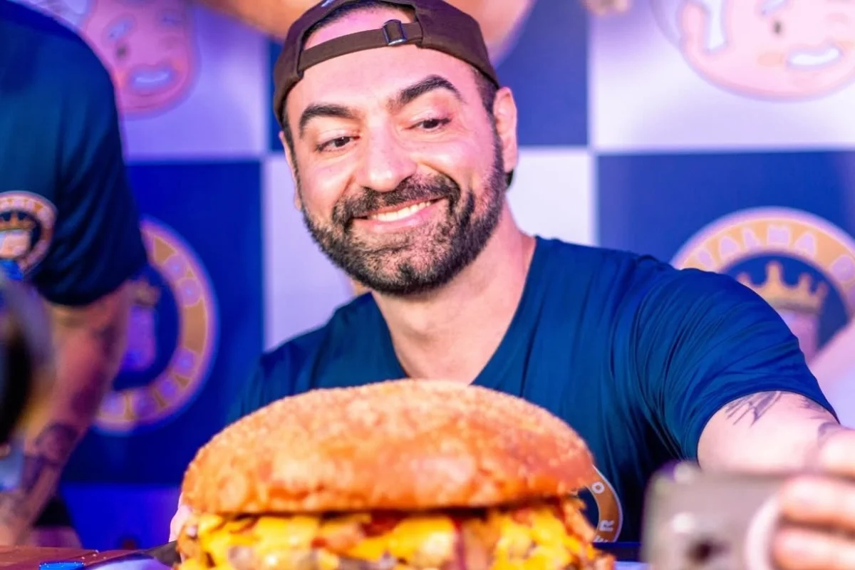 Desafios de comida podem afetar a percepção da quantidade normal no prato