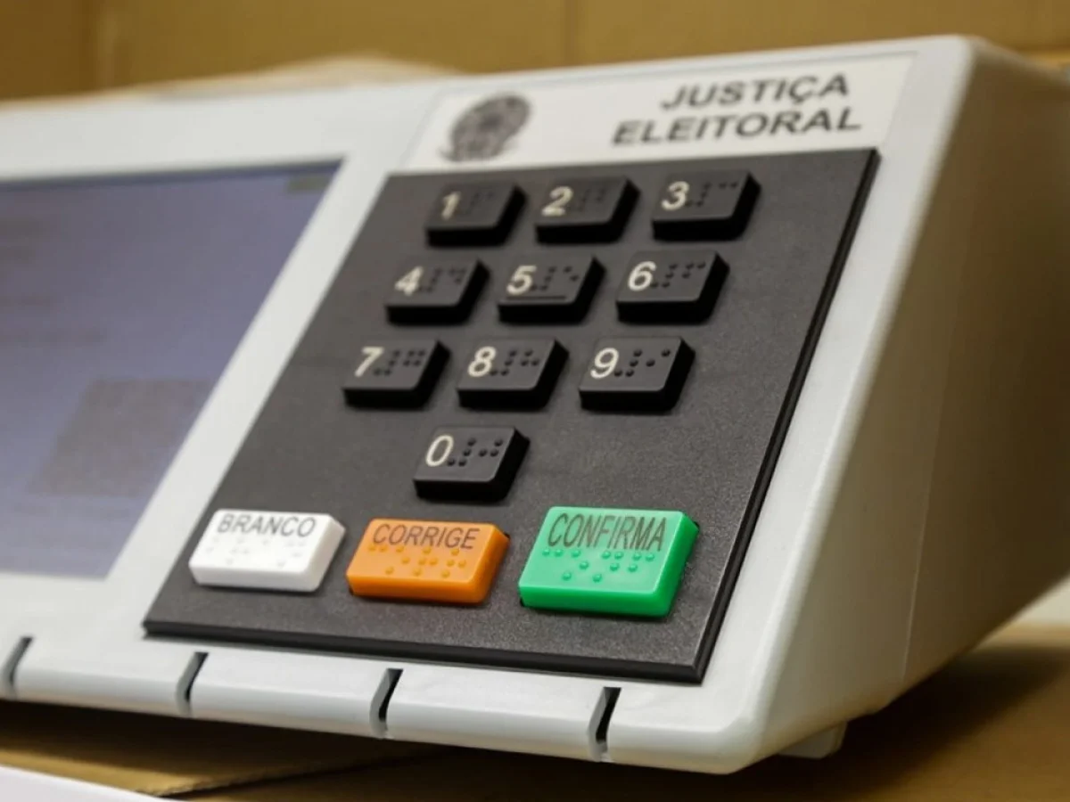 Dez deputados federais foram eleitos com menos de 20 mil votos. Saiba quais