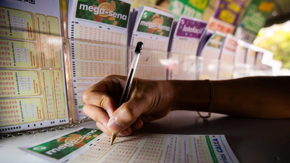 Mega-Sena acumula e próximo concurso pode pagar mais de R$ 180 milhões