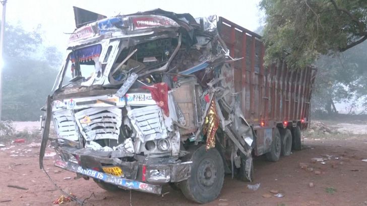 The damaged front body of the truck that lost control and ran over people causing multiple casualties, in Gwalior, India, Oct. 18, in this screengrab taken from a handout video. Reuters-Yonhap