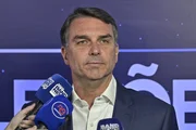 Flávio Bolsonaro vence Lula no Japão no 2º turno das eleições